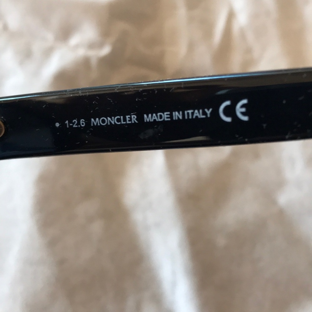 Moncler Snowcat Sunglasses - Picture 3 of 8